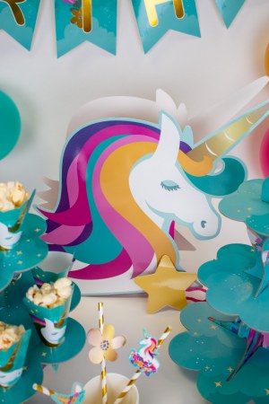 Zieh-Pinata - Unicorn